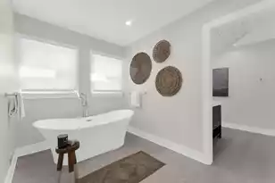 658 Fox Pond Dr, Mount Pleasant, SC 29464 - Photo 43