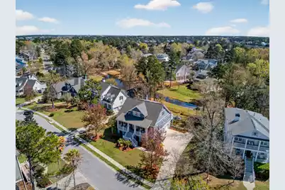 1748 Canning Drive W, Mount Pleasant, SC 29466 - Photo 49