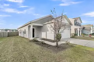 475 Pender Woods Dr, Summerville, SC 29486 - Photo 1