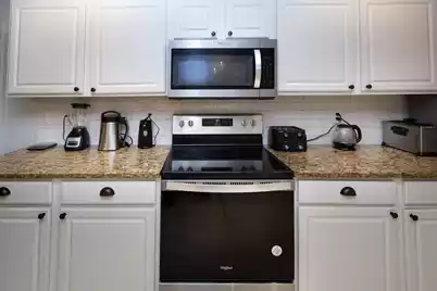 518 Holiday Drive, Summerville, SC 29483 - Photo 7