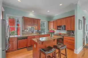 129 Jakes Ln, Mount Pleasant, SC 29464 - Photo 9