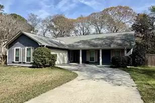 1128 Windsome Pl, Mount Pleasant, SC 29464 - Photo 3