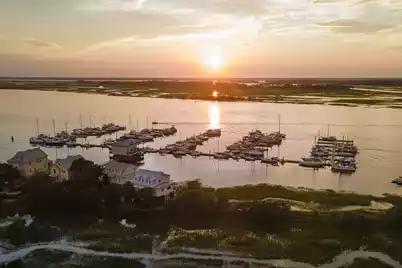 67 10th Street W #B-16, Folly Beach, SC 29439 - Photo 5