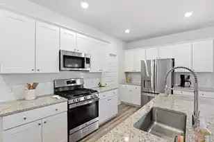 704 Pine Warbler Ln, Moncks Corner, SC 29461 - Photo 5