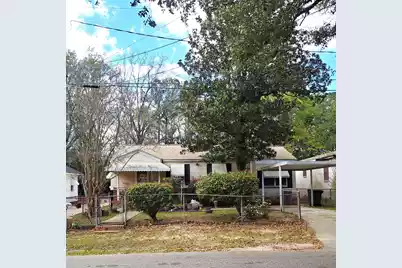 1920 Spruce Boulevard, North Charleston, SC 29406 - Photo 1