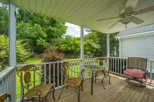 1409 Bloomingdale Ln, Mount Pleasant, SC 29466 - Photo 43