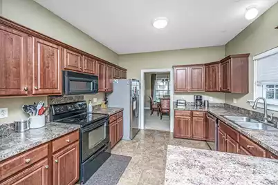 1409 Bloomingdale Lane, Mount Pleasant, SC 29466 - Photo 11