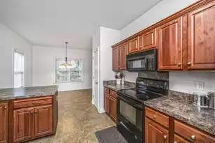 1409 Bloomingdale Ln, Mount Pleasant, SC 29466 - Photo 13