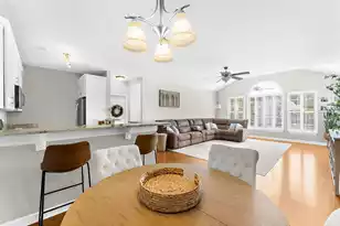 1471 Belcourt Ln, Mount Pleasant, SC 29466 - Photo 13