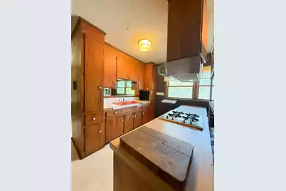 720 Erie Avenue E, Folly Beach, SC 29439 - Photo 7