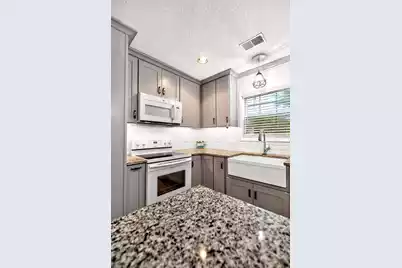 300 Yellow Hawthorn Circle, Summerville, SC 29483 - Photo 21