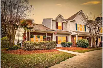 300 Yellow Hawthorn Circle, Summerville, SC 29483 - Photo 3