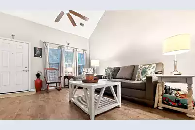 300 Yellow Hawthorn Circle, Summerville, SC 29483 - Photo 7