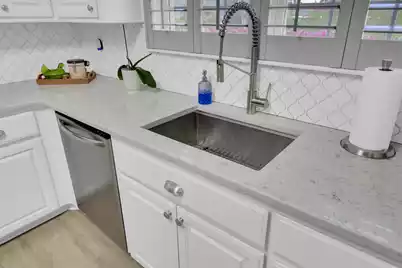 212 Thames Avenue, Summerville, SC 29485 - Photo 19