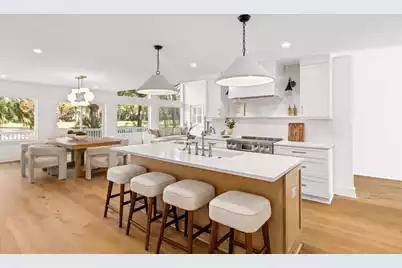 1018 Casseque Province, Mount Pleasant, SC 29464 - Photo 15