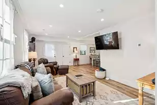 111 Carolina Ave E, Summerville, SC 29483 - Photo 93