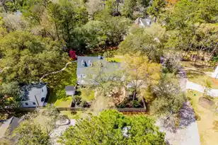 111 Carolina Ave E, Summerville, SC 29483 - Photo 113