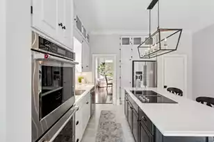 111 Carolina Ave E, Summerville, SC 29483 - Photo 23