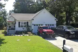 1333 Mapleton Ave, Charleston, SC 29412 - Photo 1