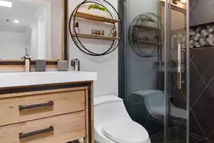 377 King St #203, Charleston, SC 29401 - Photo 17