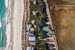 472 Myrtle Ave, Pawleys Island, SC 29585 - Photo 5