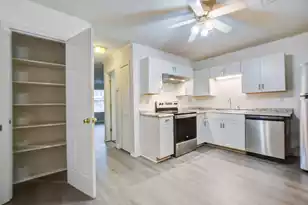 6280 Lucille Dr, North Charleston, SC 29406 - Photo 9