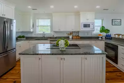 603 Arctic Avenue E, Folly Beach, SC 29439 - Photo 15