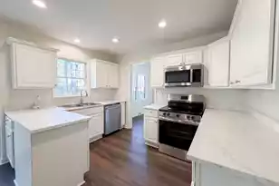 102 Brailsford Rd, Summerville, SC 29485 - Photo 5