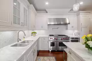 2 Laurens St #4D, Charleston, SC 29401 - Photo 19