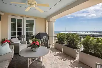 2 Laurens Street #Unit 4D, Charleston, SC 29401 - Photo 1
