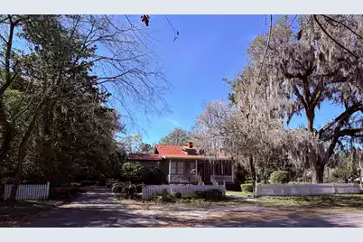 102 Palmetto Street S, Summerville, SC 29483 - Photo 3