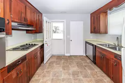 903 Yorktown Drive, Charleston, SC 29412 - Photo 7