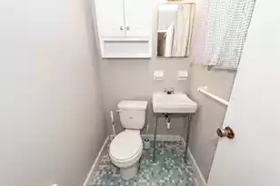 903 Yorktown Dr, Charleston, SC 29412 - Photo 17