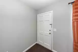 903 Yorktown Dr, Charleston, SC 29412 - Photo 3