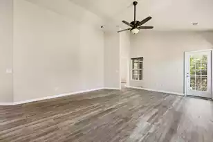 639 Savannah River Dr, Summerville, SC 29485 - Photo 3