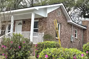 106 Graham Ln, Summerville, SC 29483 - Photo 5