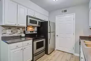 1402 Camp Road #Apt 16F, Charleston, SC 29412 - Photo 13