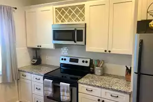 65 Vanderhorst St #J, Charleston, SC 29403 - Photo 19