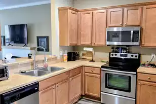 211 Hemingway Cir, Summerville, SC 29483 - Photo 5