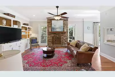 2216 Beckenham Drive, Mount Pleasant, SC 29466 - Photo 11