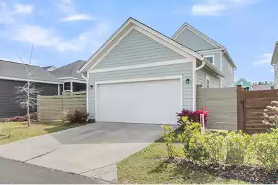 608 Blueway Avenue, Summerville, SC 29486 - Photo 7