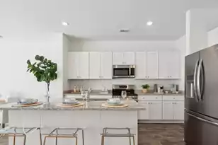 749 Ridgley Dr, Summerville, SC 29486 - Photo 1