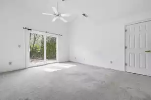 1364 Center Lake Dr, Mount Pleasant, SC 29464 - Photo 13