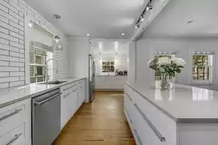 91 Smith St, Charleston, SC 29401 - Photo 9