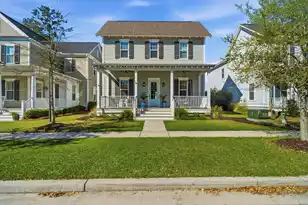 1645 Banning St, Mount Pleasant, SC 29466 - Photo 1