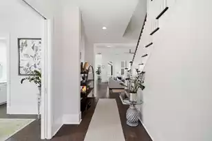 1645 Banning St, Mount Pleasant, SC 29466 - Photo 7