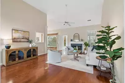 1250 Old Ivy Way, Mount Pleasant, SC 29466 - Photo 3