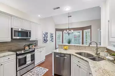 1250 Old Ivy Way, Mount Pleasant, SC 29466 - Photo 9