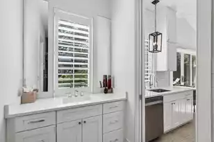 922 McCants Dr, Mount Pleasant, SC 29464 - Photo 81