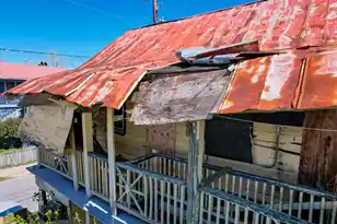 13 Line St, Charleston, SC 29403 - Photo 9